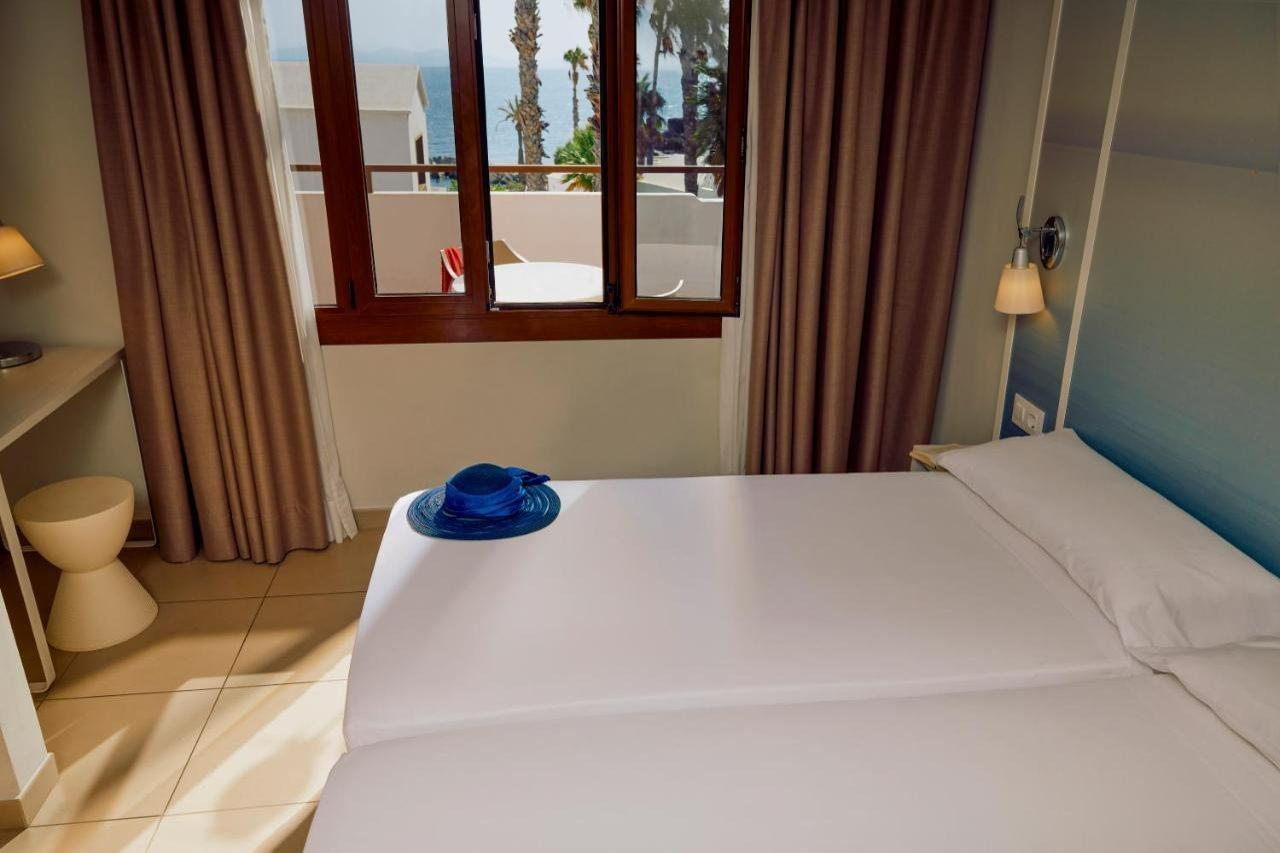 Flamingo Beach Resort بلايا بلانكا المظهر الخارجي الصورة
